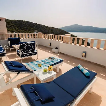 Lux Ketchy , Heatable Infinity Pool , Wifi , Sunset In *