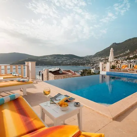 Lux Ketchy , Heatable Infinity Pool , Wifi , Sunset In *