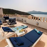 Lux Ketchy , Heatable Infinity Pool , Wifi , Sunset In *